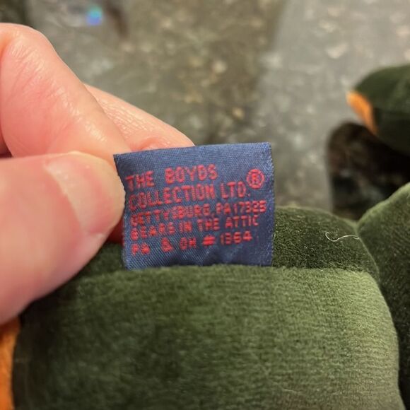 Boyd VTG  Plush Holiday Musical Frog Plays We Wish You A Merry Christmas - Picture 8 of 9